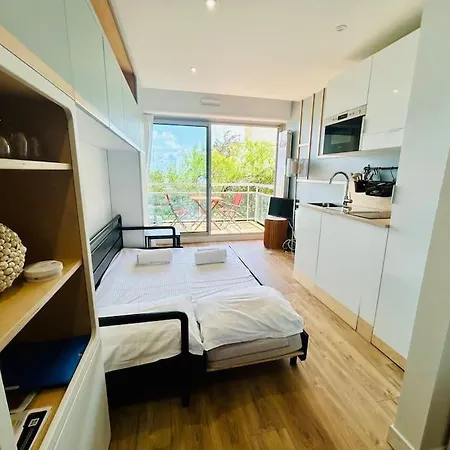 2-4 Pers Renove Accesplage Vuemer Terrasse